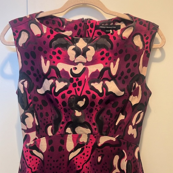 FRENCH CONNECTION VIBRANT PINK FLORAL DRESS : SIZE US 4 - Picture 4 of 8